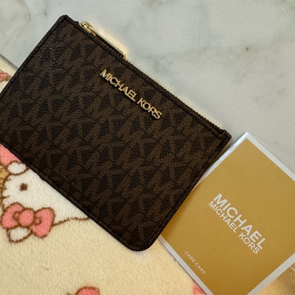 Michael Kors Dark Brown Card Holder with keychain. Brand new. - Picture 1 of 7